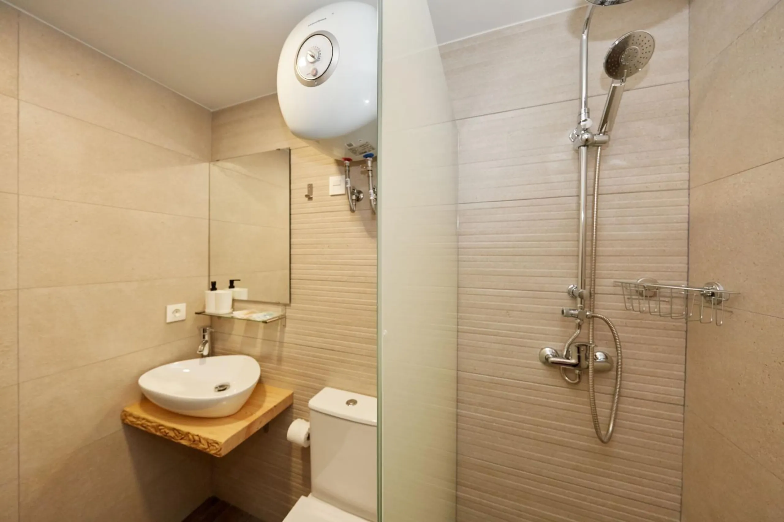 Magnífico Hotel Reformado en Cabo Huertas: IDEAL PARA INVERSORES