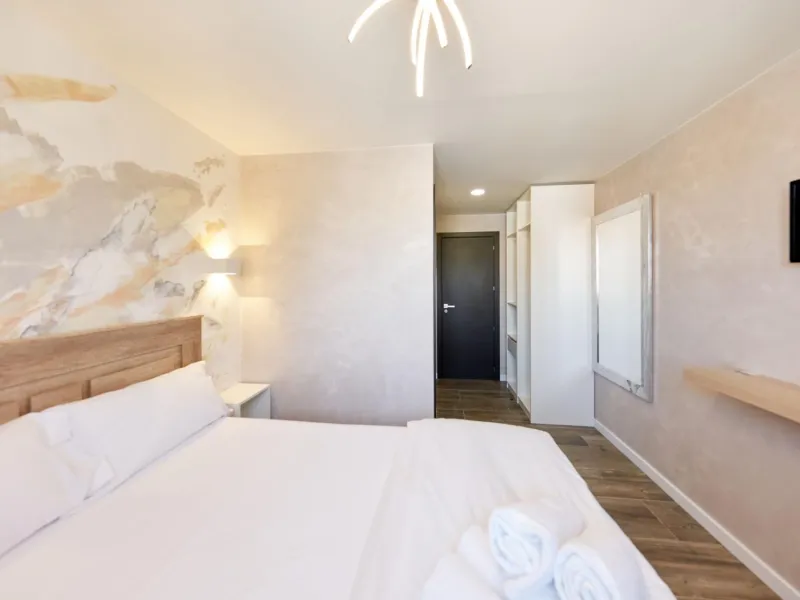 Magnífico Hotel Reformado en Cabo Huertas: IDEAL PARA INVERSORES