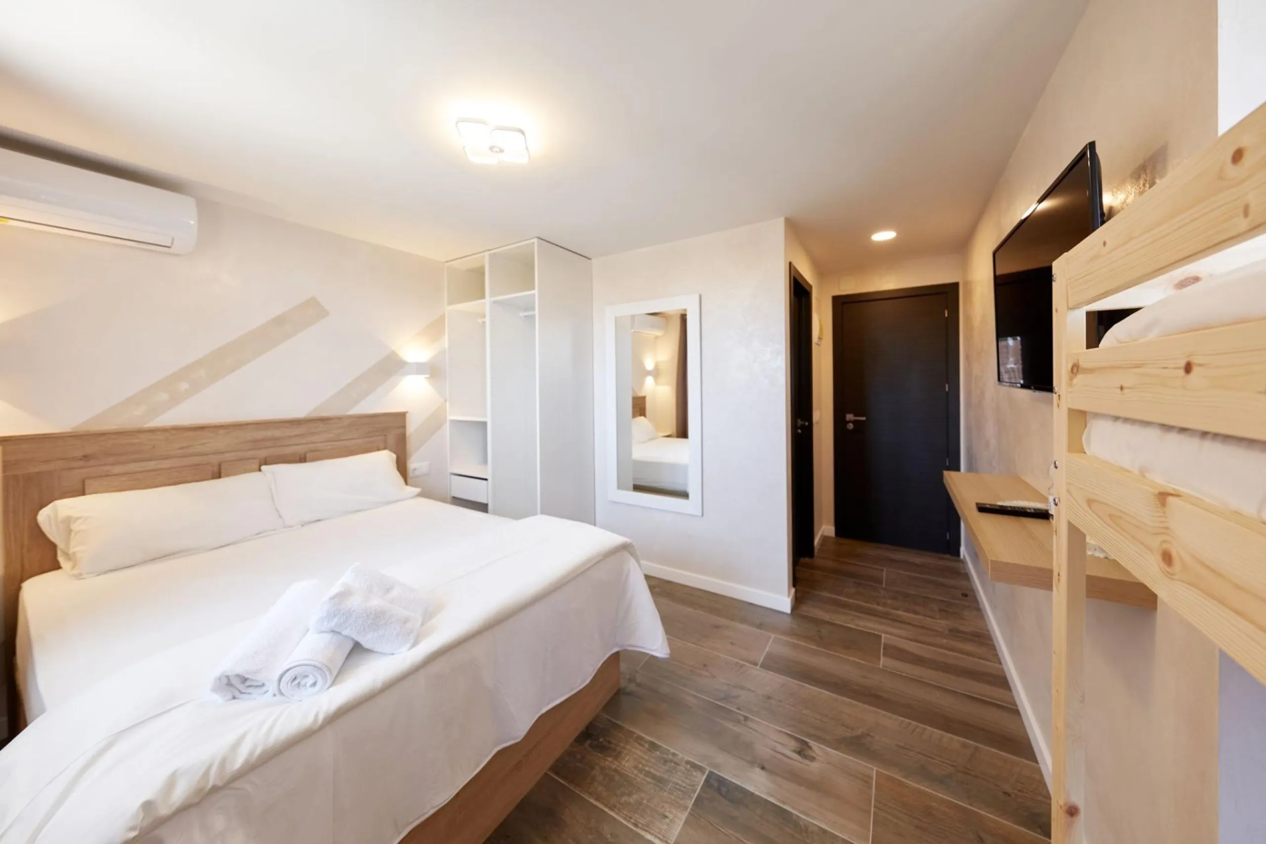 Magnífico Hotel Reformado en Cabo Huertas: IDEAL PARA INVERSORES