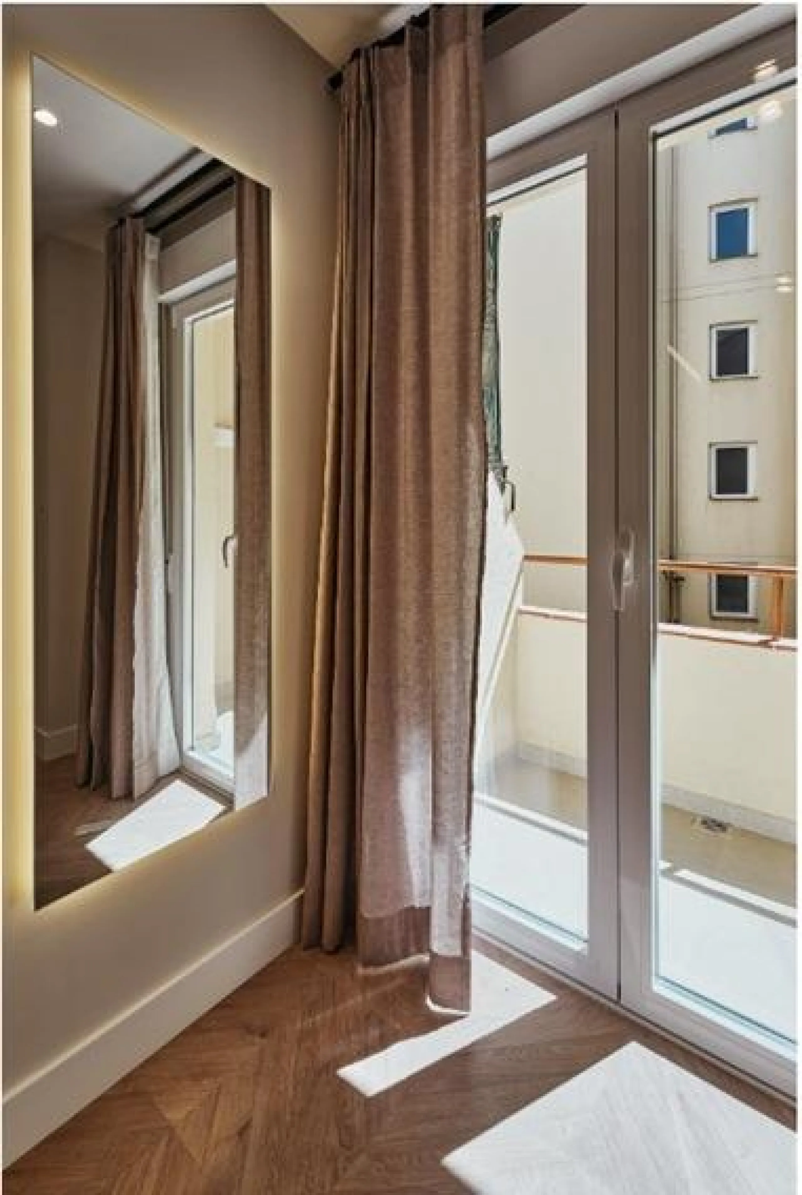 EXCLUSIVO PISO REFORMADO EN TRAFALGAR, CHAMBERÍ - MADRID