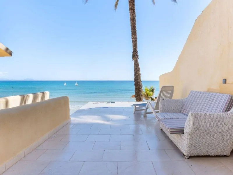 Beachfront Villa with Direct Cove Access in Cabo de las Huertas, Alicante