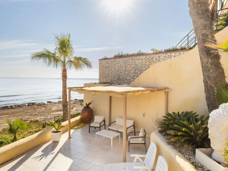 Beachfront Villa with Direct Cove Access in Cabo de las Huertas, Alicante