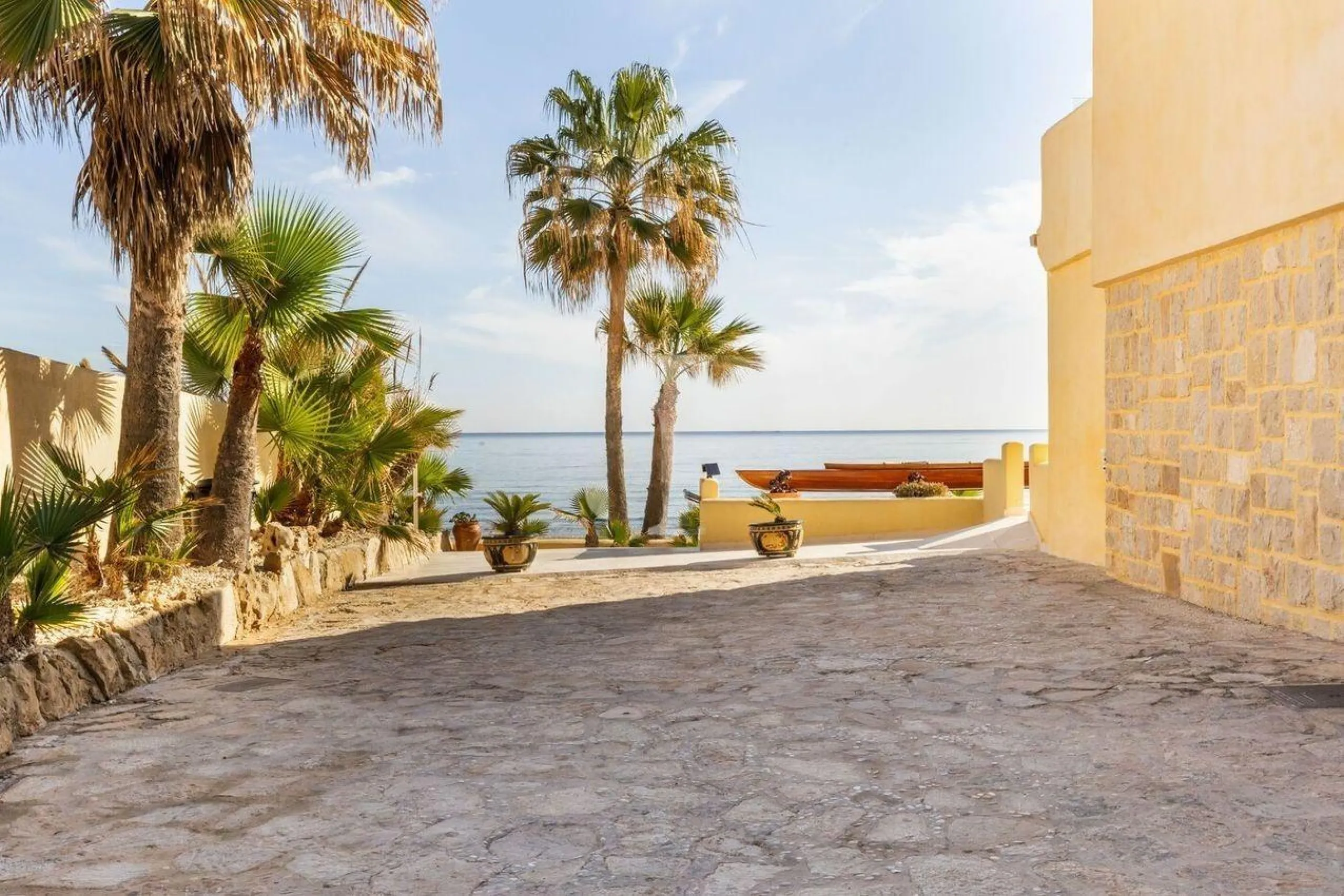 Beachfront Villa with Direct Cove Access in Cabo de las Huertas, Alicante