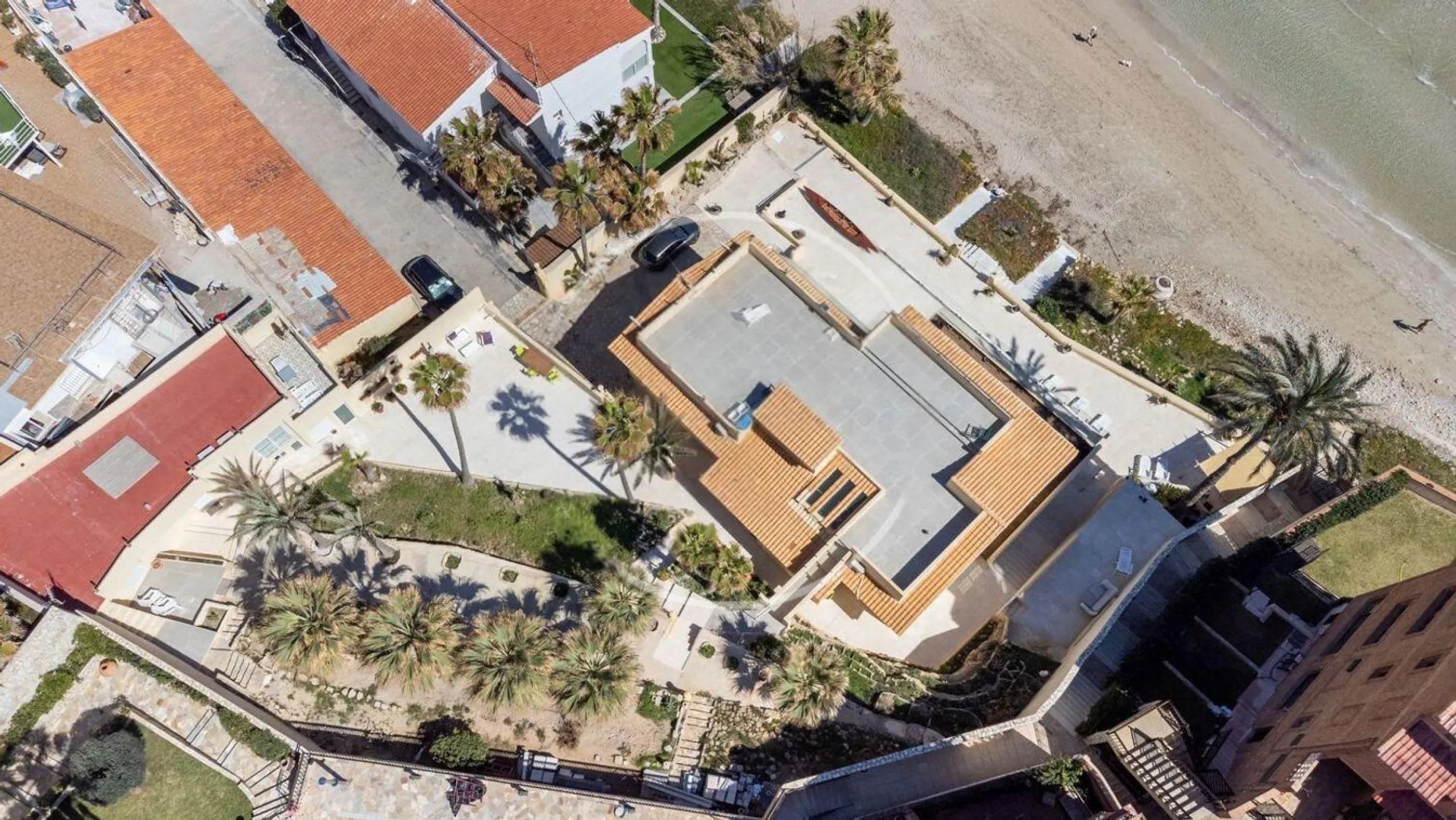 Beachfront Villa with Direct Cove Access in Cabo de las Huertas, Alicante
