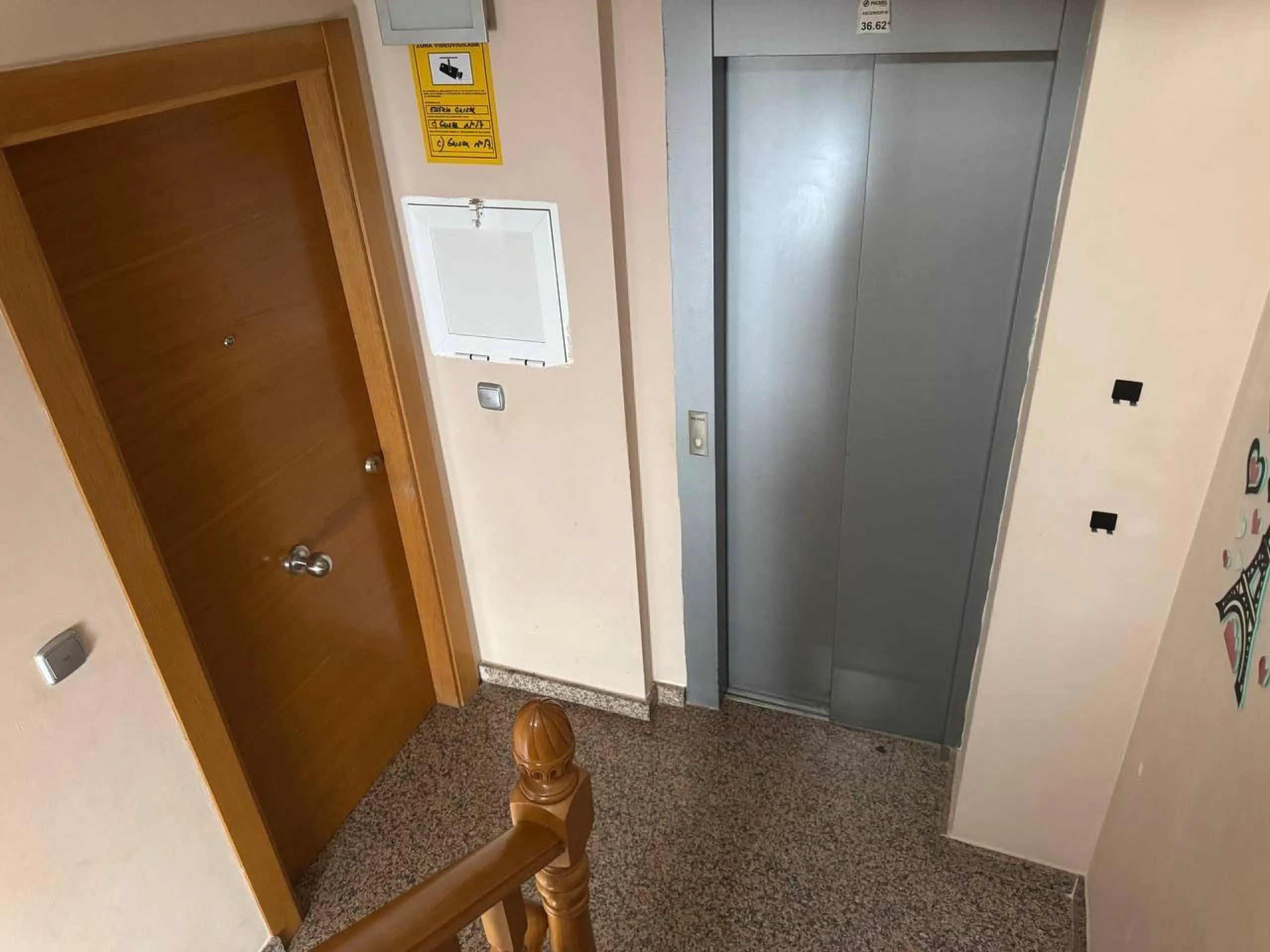 Spacious Semi-New Apartment in Torrevieja, Ideal for Living