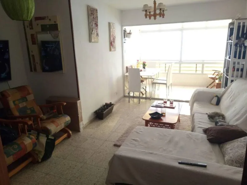 PISO DE 4 HABITACIONES CON TERRAZA JUAN XIII