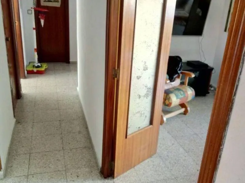 PISO DE 4 HABITACIONES CON TERRAZA JUAN XIII