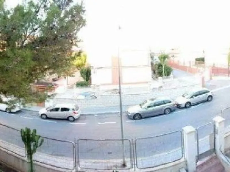 PISO DE 4 HABITACIONES CON TERRAZA JUAN XIII