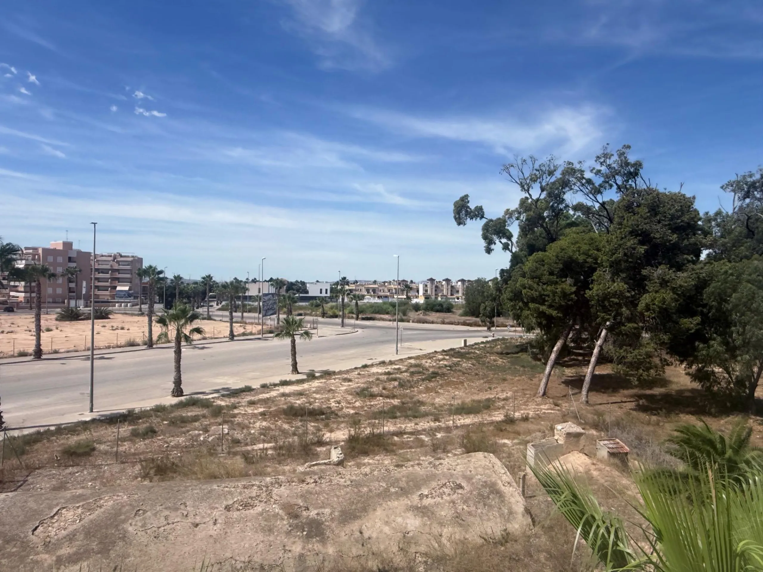 BUNGALOW ALTO OASIS BEACH - EL RASO : 2 HAB, 2 BAÑOS, GARAJE, SOLARIUM