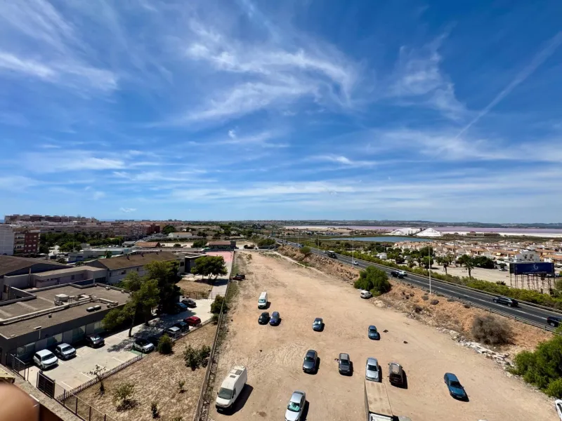 Penthouse in Torrevieja with South Orientation