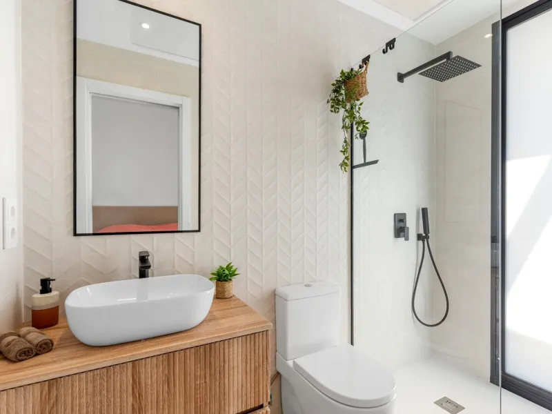 VILLA DE LUJO EN DOLORES DE 3 DORM. 3 BAÑOS. 1 ASEO. PISCINA PRIVADA. 205 M2 DE PARCELA. DOS TERRAZAS. PARKING.