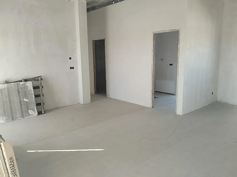 Amplia Villa Unifamiliar Independiente OBRA NUEVA con Piscina en Entorno Natural con calidades de Lujo