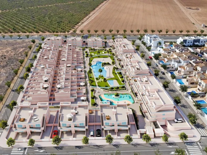 ADOSADOS DE OBRA NUEVA EN PILAR DE LA HORADADA. 3 DORM. 2 BAÑOS. CON PLAZA DE GARAJE Y PISCINA. 83 M2. JARDIN 33 M2. SOLARIUM 34 M2.