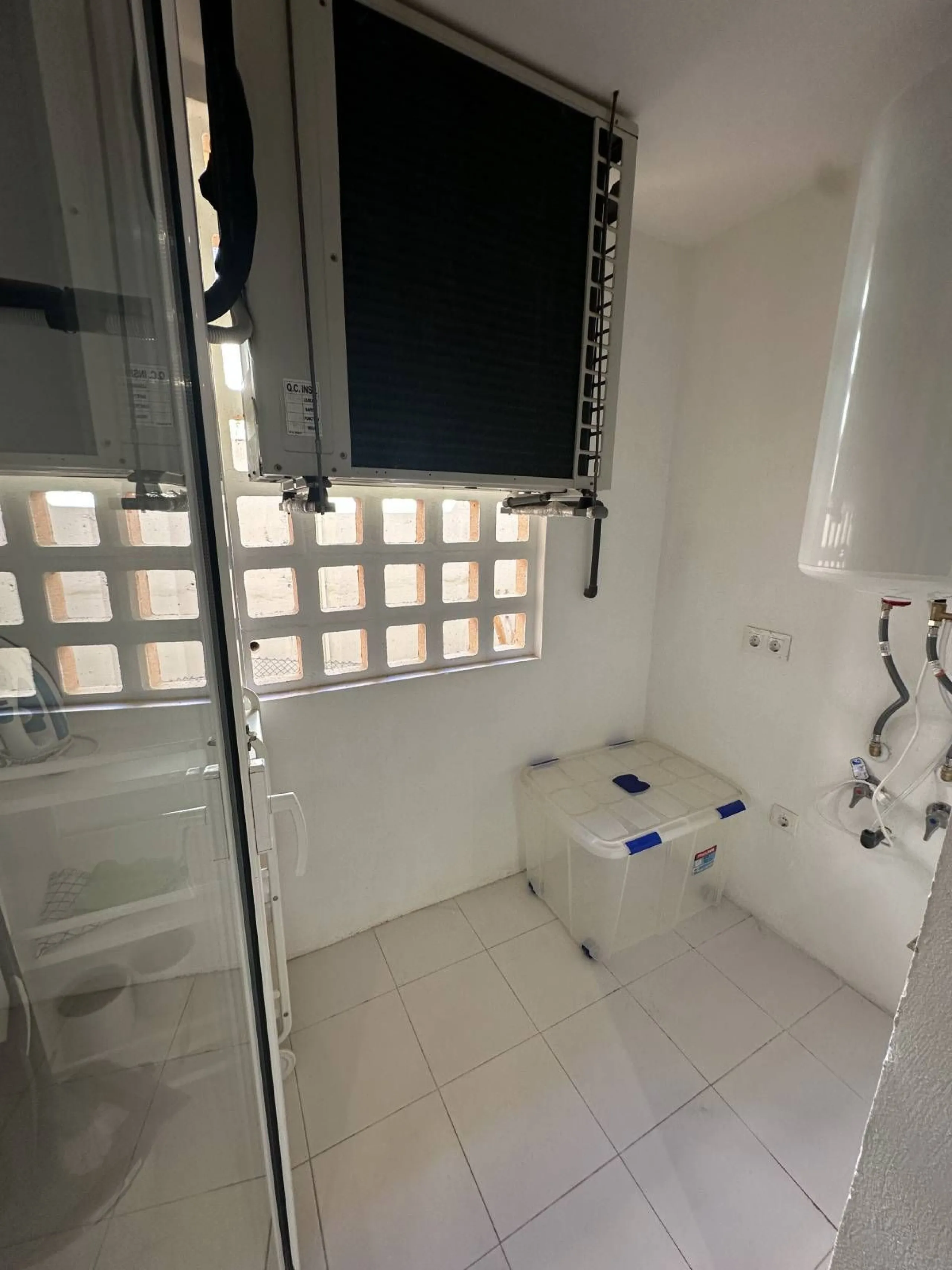 Atemberaubende 2-Zimmer-Wohnung mit Meerblick, privatem Tiefgaragenstellplatz und Abstellraum – Bellavista Hills 2, Calahonda – 349.000 €