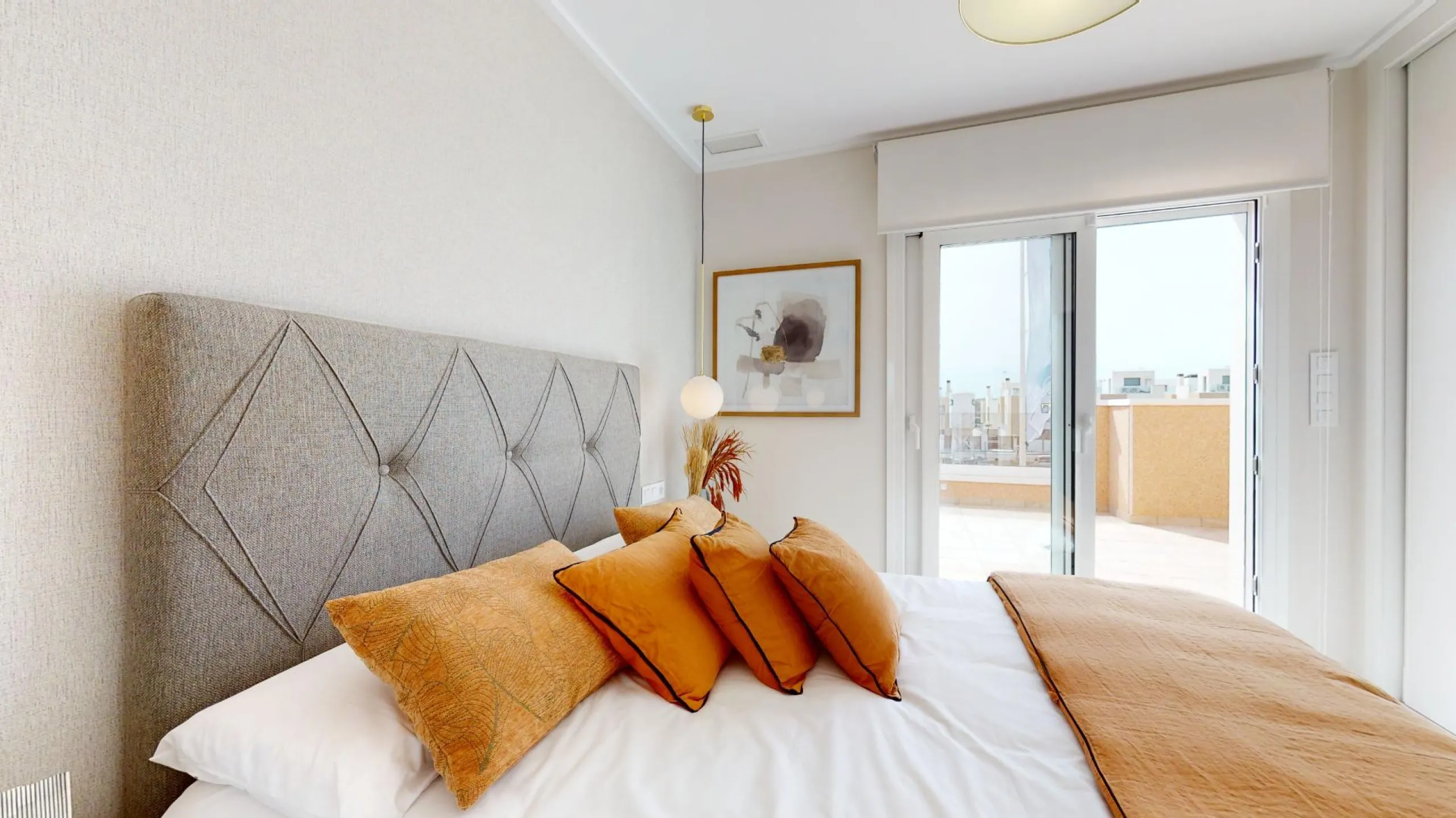 ADOSADOS DE OBRA NUEVA EN PILAR DE LA HORADADA. 3 DORM. 2 BAÑOS. CON PLAZA DE GARAJE Y PISCINA. 83 M2. JARDIN 33 M2. SOLARIUM 34 M2.