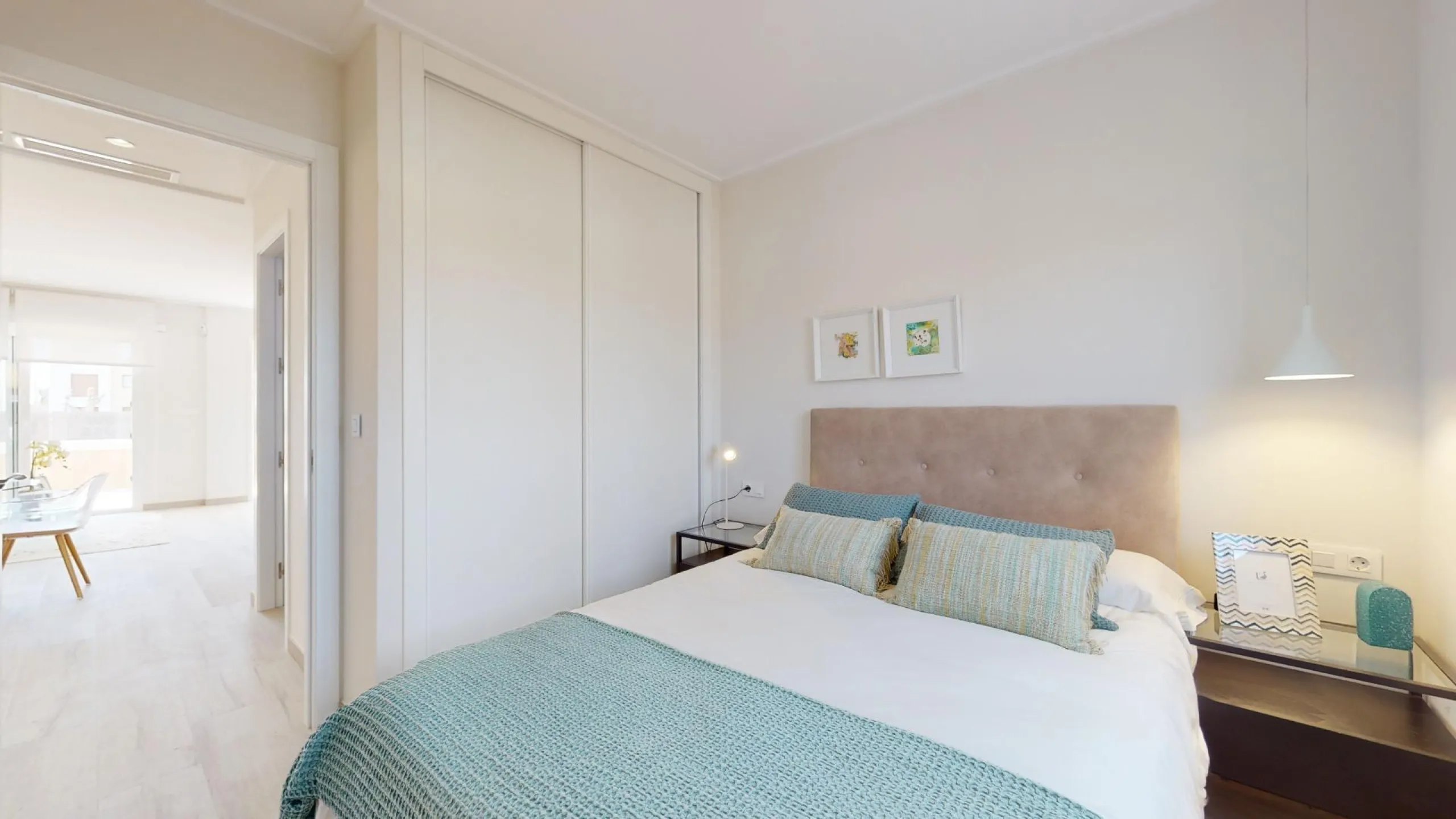 ADOSADOS DE OBRA NUEVA EN PILAR DE LA HORADADA. 3 DORM. 2 BAÑOS. CON PLAZA DE GARAJE Y PISCINA. 83 M2. JARDIN 33 M2. SOLARIUM 34 M2.