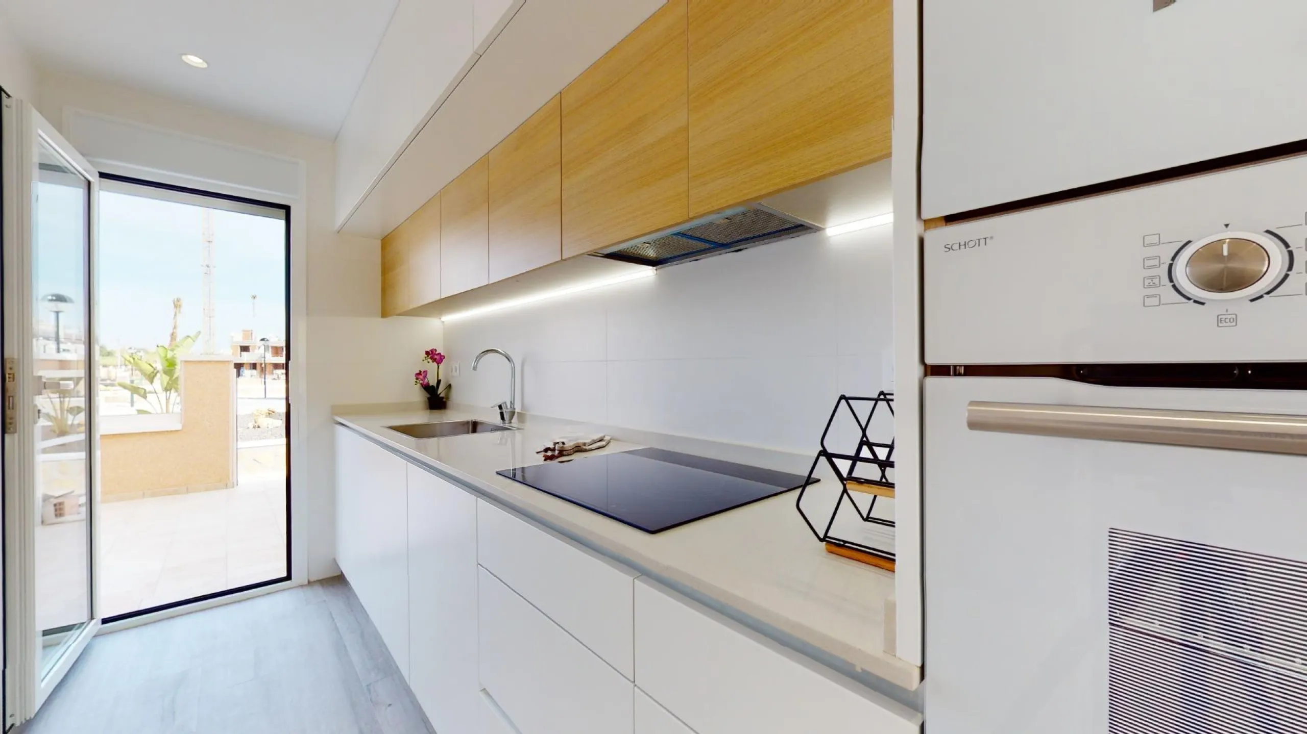 ADOSADOS DE OBRA NUEVA EN PILAR DE LA HORADADA. 3 DORM. 2 BAÑOS. CON PLAZA DE GARAJE Y PISCINA. 83 M2. JARDIN 33 M2. SOLARIUM 34 M2.