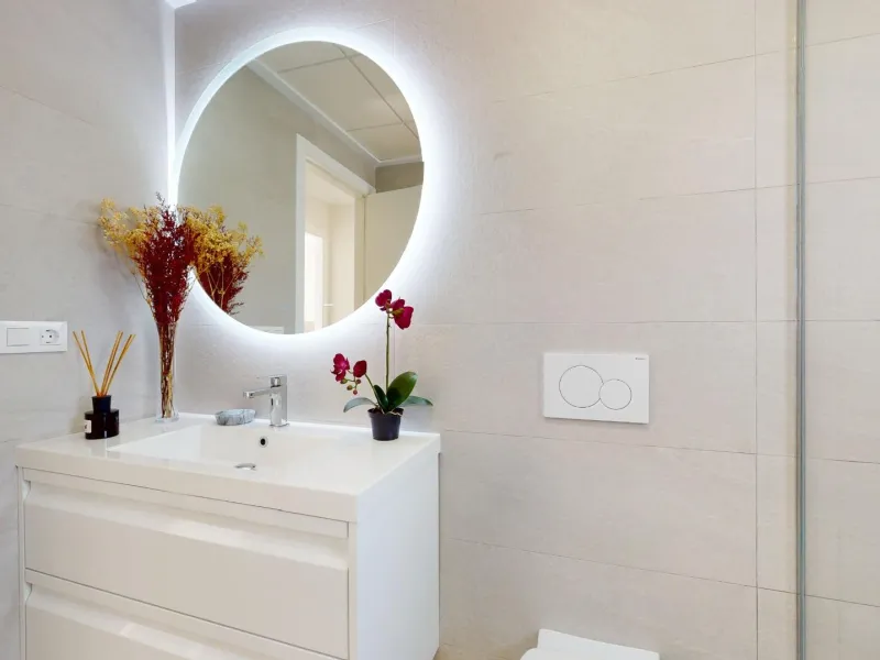 ADOSADOS DE OBRA NUEVA EN PILAR DE LA HORADADA. 3 DORM. 2 BAÑOS. CON PLAZA DE GARAJE Y PISCINA. 83 M2. JARDIN 33 M2. SOLARIUM 34 M2.