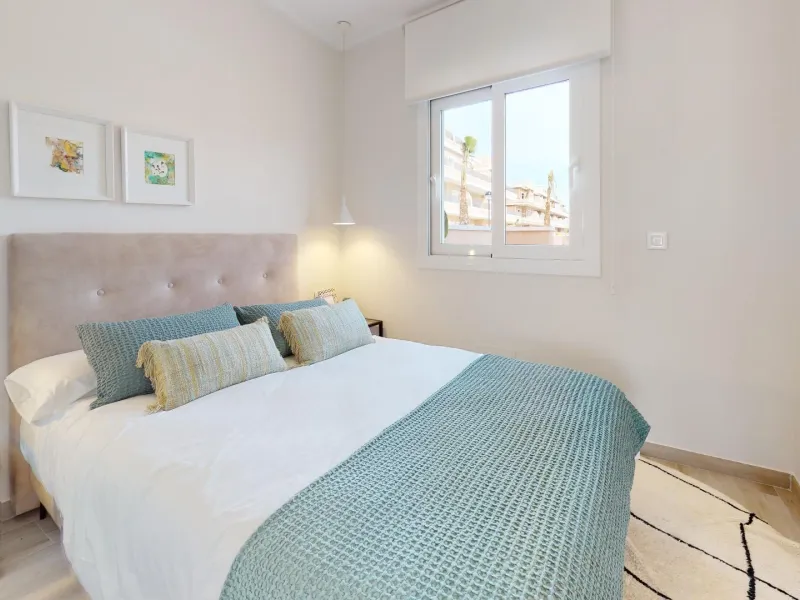 ADOSADOS DE OBRA NUEVA EN PILAR DE LA HORADADA. 3 DORM. 2 BAÑOS. CON PLAZA DE GARAJE Y PISCINA. 83 M2. JARDIN 33 M2. SOLARIUM 34 M2.