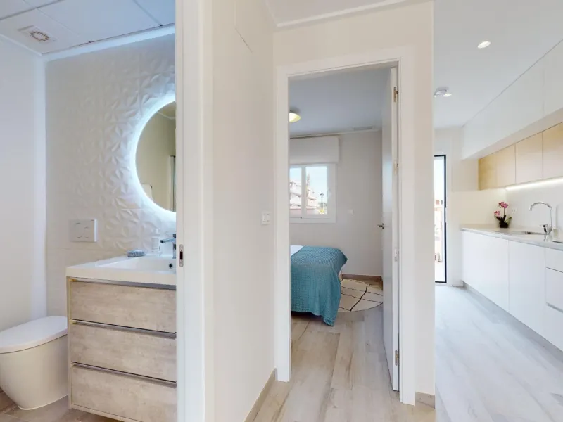 ADOSADOS DE OBRA NUEVA EN PILAR DE LA HORADADA. 3 DORM. 2 BAÑOS. CON PLAZA DE GARAJE Y PISCINA. 83 M2. JARDIN 33 M2. SOLARIUM 34 M2.