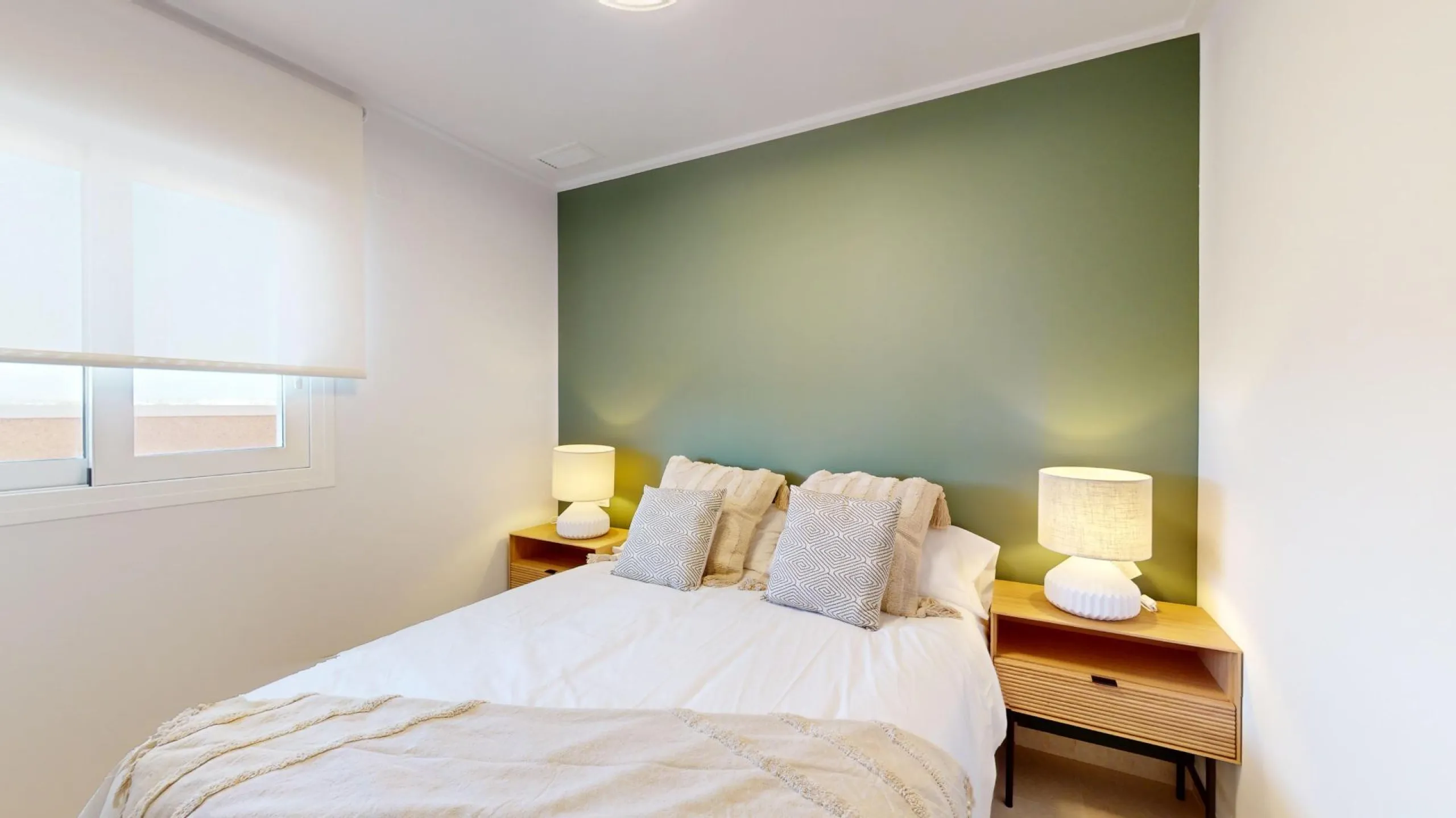 APARTAMENTOS DE OBRA NUEVA EN PILAR DE LA HORADADA CON GARAJE INCLUIDO. 100 M2.TERRAZAS DE 25 M2. 3 DORM. 2 BAÑOS. PISCINA.