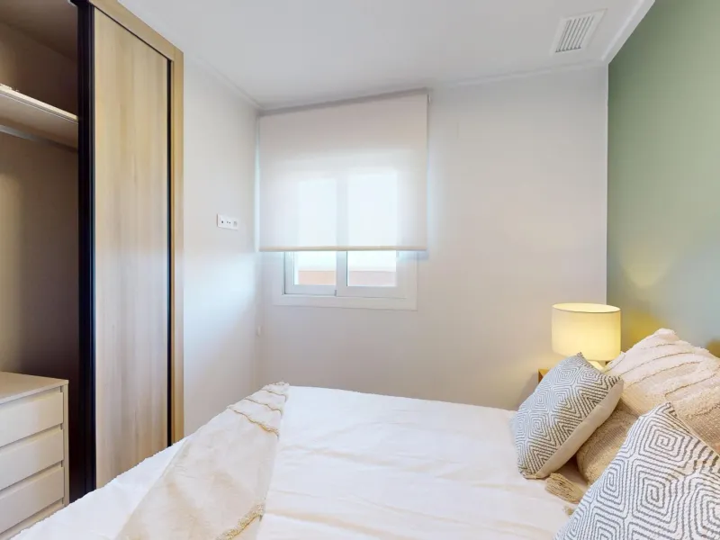 APARTAMENTOS DE OBRA NUEVA EN PILAR DE LA HORADADA CON GARAJE INCLUIDO. 100 M2.TERRAZAS DE 25 M2. 3 DORM. 2 BAÑOS. PISCINA.