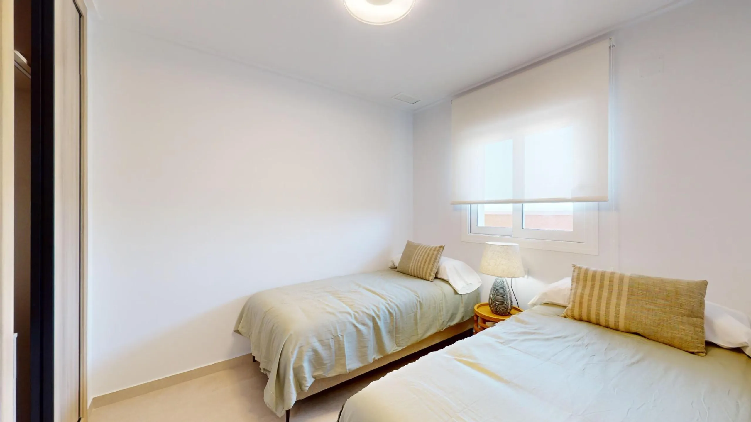 APARTAMENTOS DE OBRA NUEVA EN PILAR DE LA HORADADA CON GARAJE INCLUIDO. 100 M2.TERRAZAS DE 25 M2. 3 DORM. 2 BAÑOS. PISCINA.