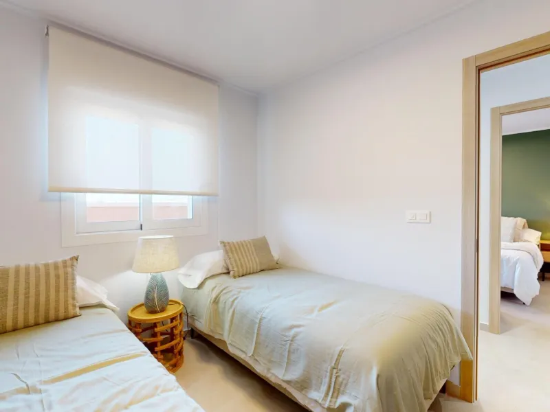 APARTAMENTOS DE OBRA NUEVA EN PILAR DE LA HORADADA CON GARAJE INCLUIDO. 100 M2.TERRAZAS DE 25 M2. 3 DORM. 2 BAÑOS. PISCINA.