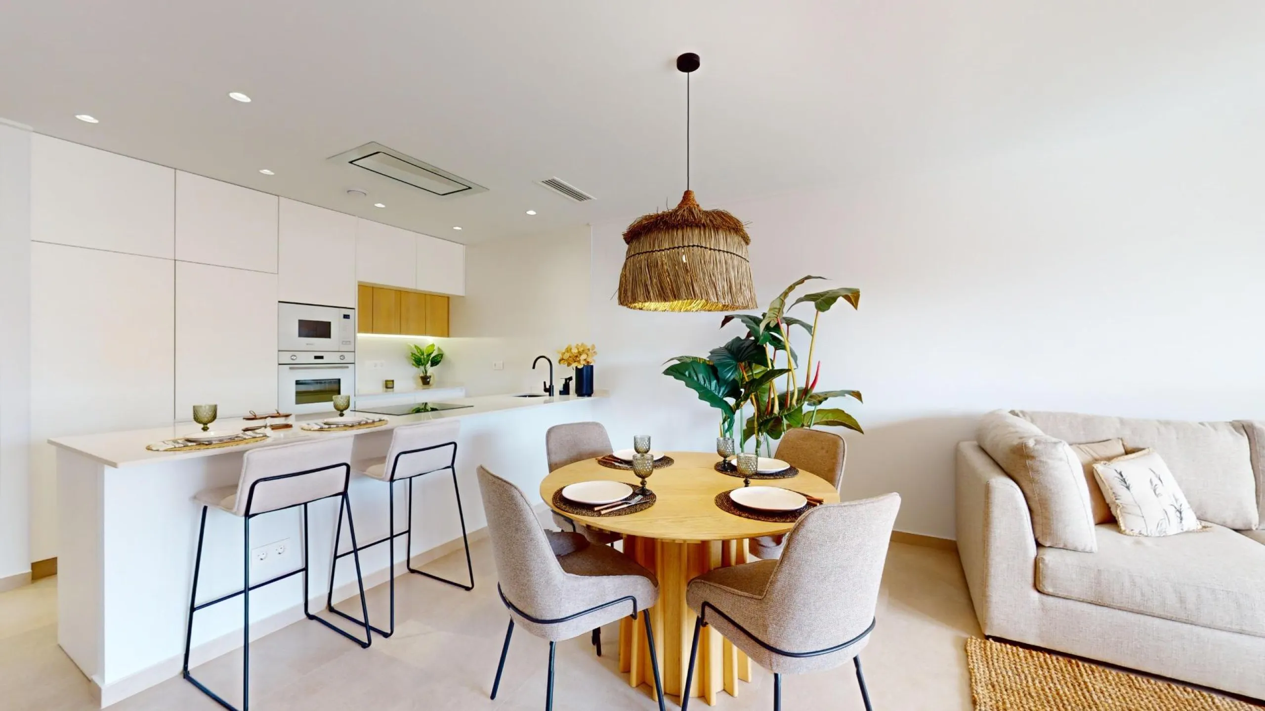 APARTAMENTOS DE OBRA NUEVA EN PILAR DE LA HORADADA CON GARAJE INCLUIDO. 100 M2.TERRAZAS DE 25 M2. 3 DORM. 2 BAÑOS. PISCINA.