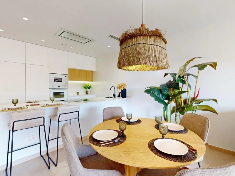 APARTAMENTOS DE OBRA NUEVA EN PILAR DE LA HORADADA CON GARAJE INCLUIDO. 100 M2.TERRAZAS DE 25 M2. 3 DORM. 2 BAÑOS. PISCINA.