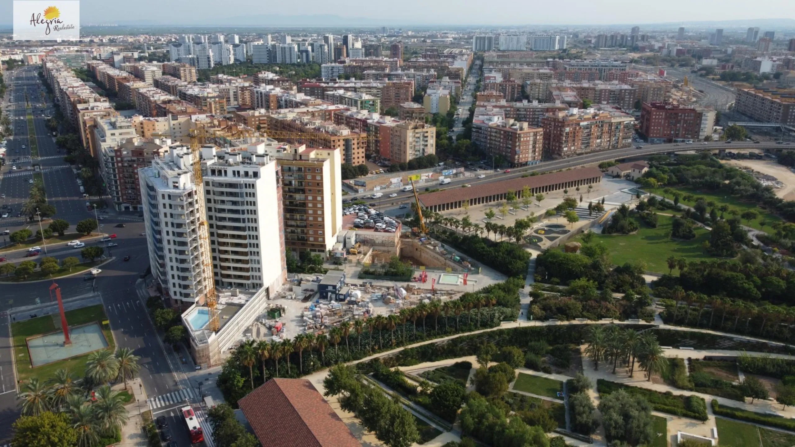 EXCLUSIVOS ESTUDIOS EN EL PARQUE CENTRAL DE VALENCIA