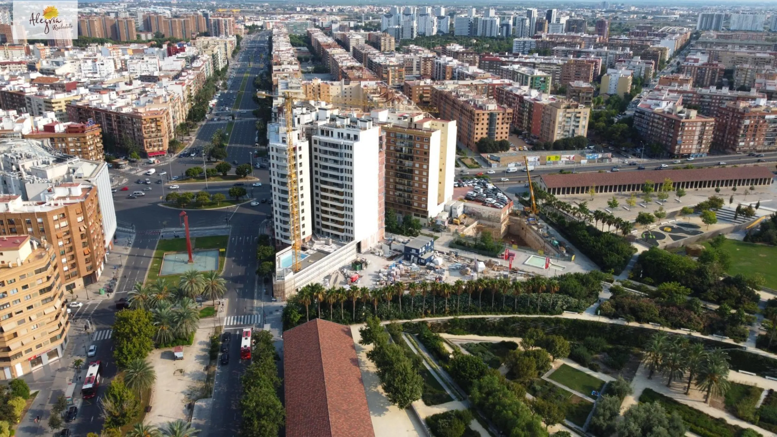 EXCLUSIVOS ESTUDIOS EN EL PARQUE CENTRAL DE VALENCIA
