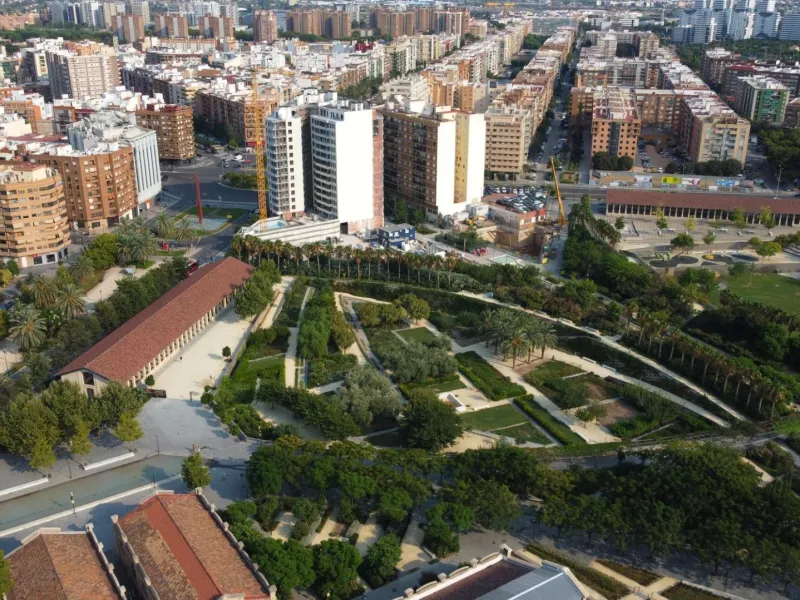 EXCLUSIVOS ESTUDIOS EN EL PARQUE CENTRAL DE VALENCIA