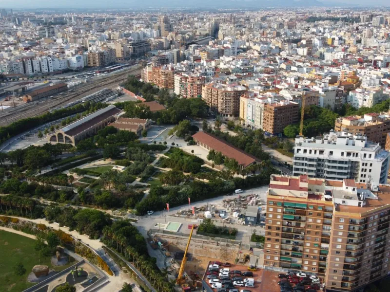 EXCLUSIVOS ESTUDIOS EN EL PARQUE CENTRAL DE VALENCIA