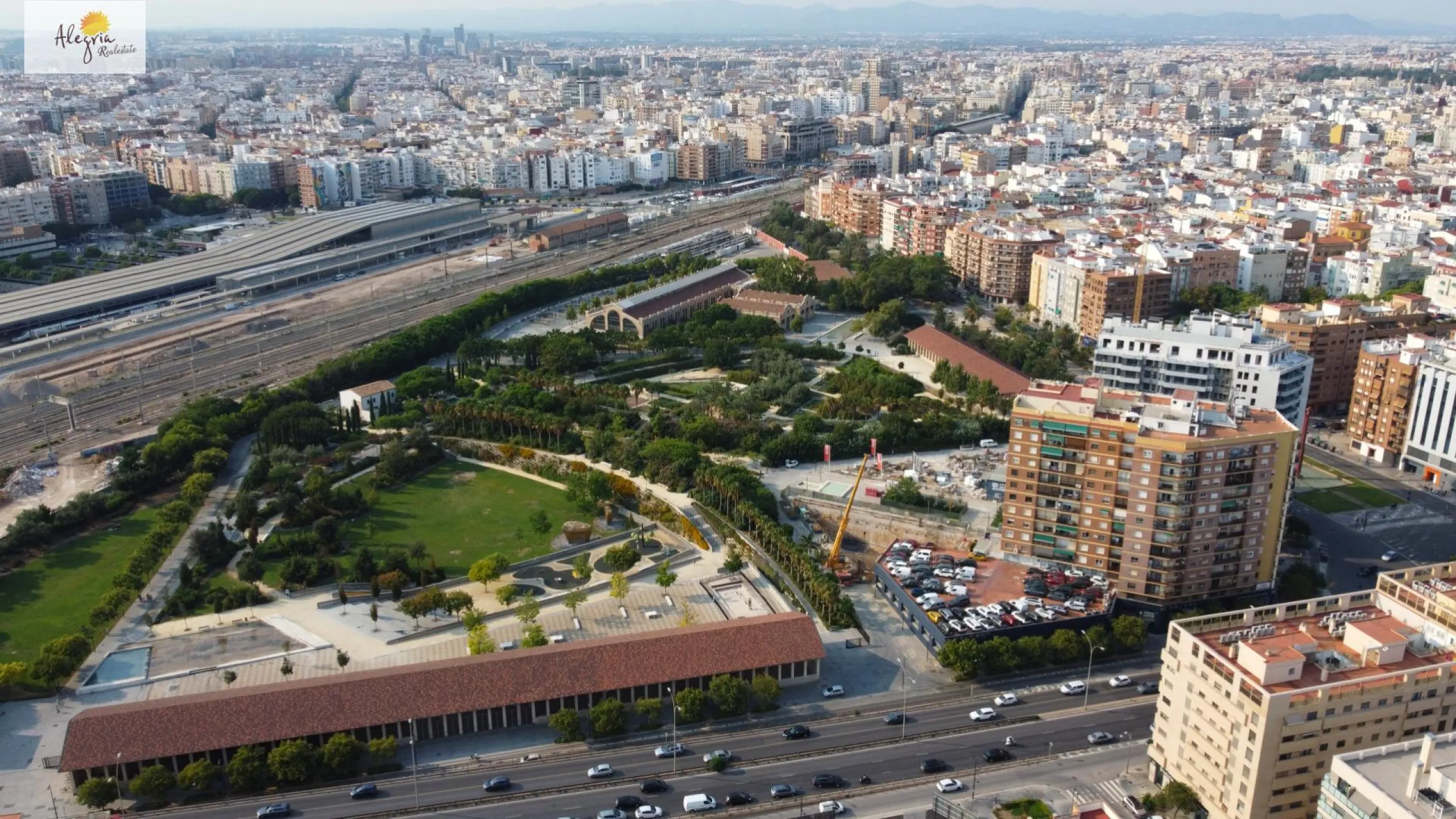 EXCLUSIVOS ESTUDIOS EN EL PARQUE CENTRAL DE VALENCIA