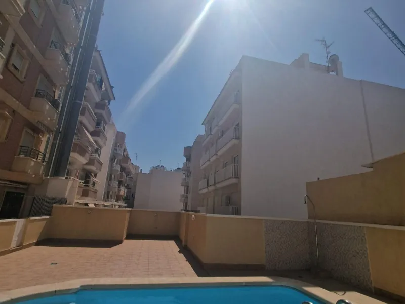 OPORTINIDAD!! APARTAMENTO EN CABALLERO DE RODAS 2 HABS PISCINA COMUNITARIA 159.900