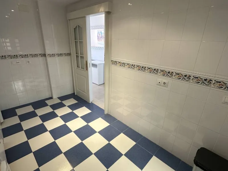 Atemberaubende 2-Zimmer-Wohnung mit Meerblick, privatem Tiefgaragenstellplatz und Abstellraum – Bellavista Hills 2, Calahonda – 349.000 €