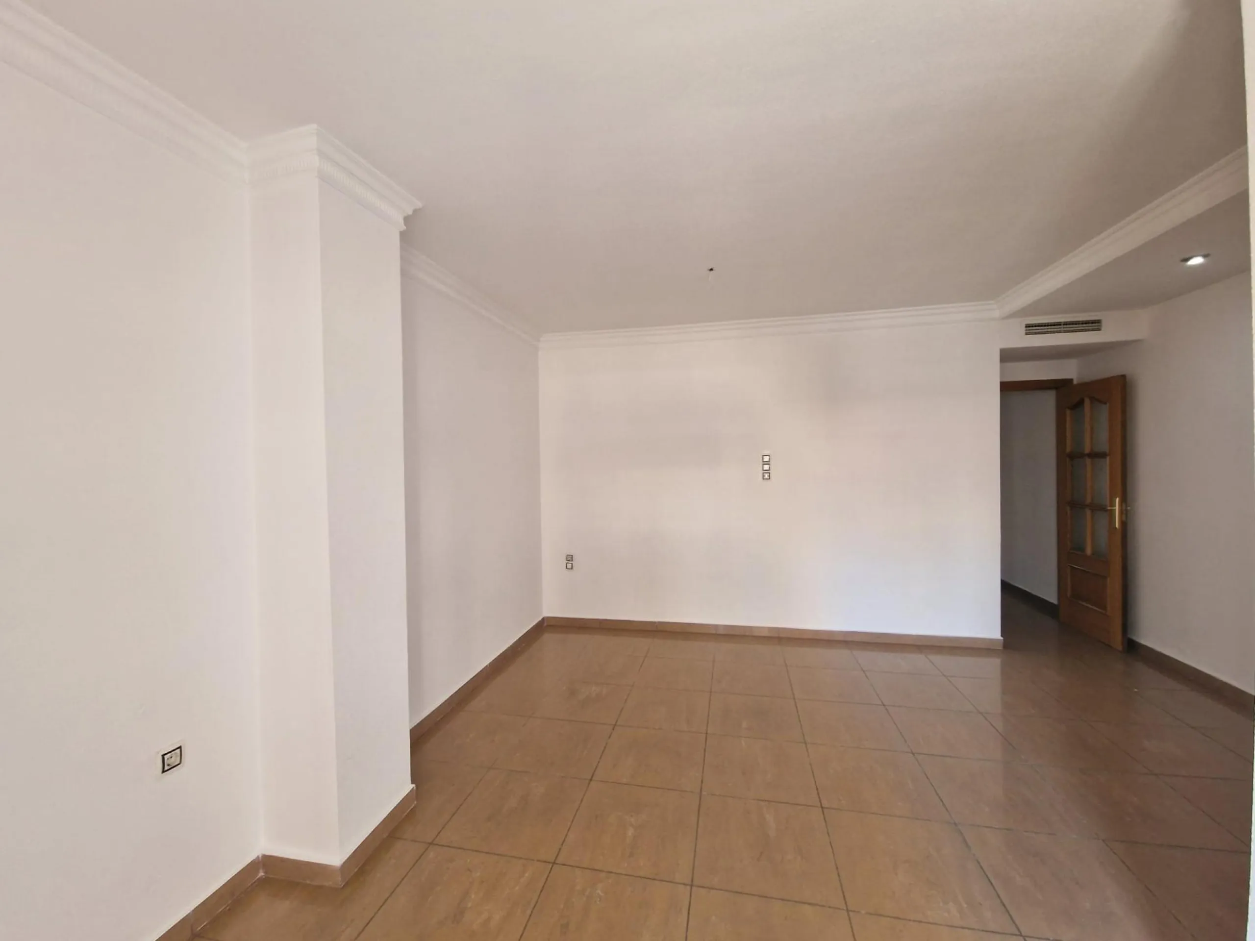 OPORTINIDAD!! APARTAMENTO EN CABALLERO DE RODAS 2 HABS PISCINA COMUNITARIA 159.900