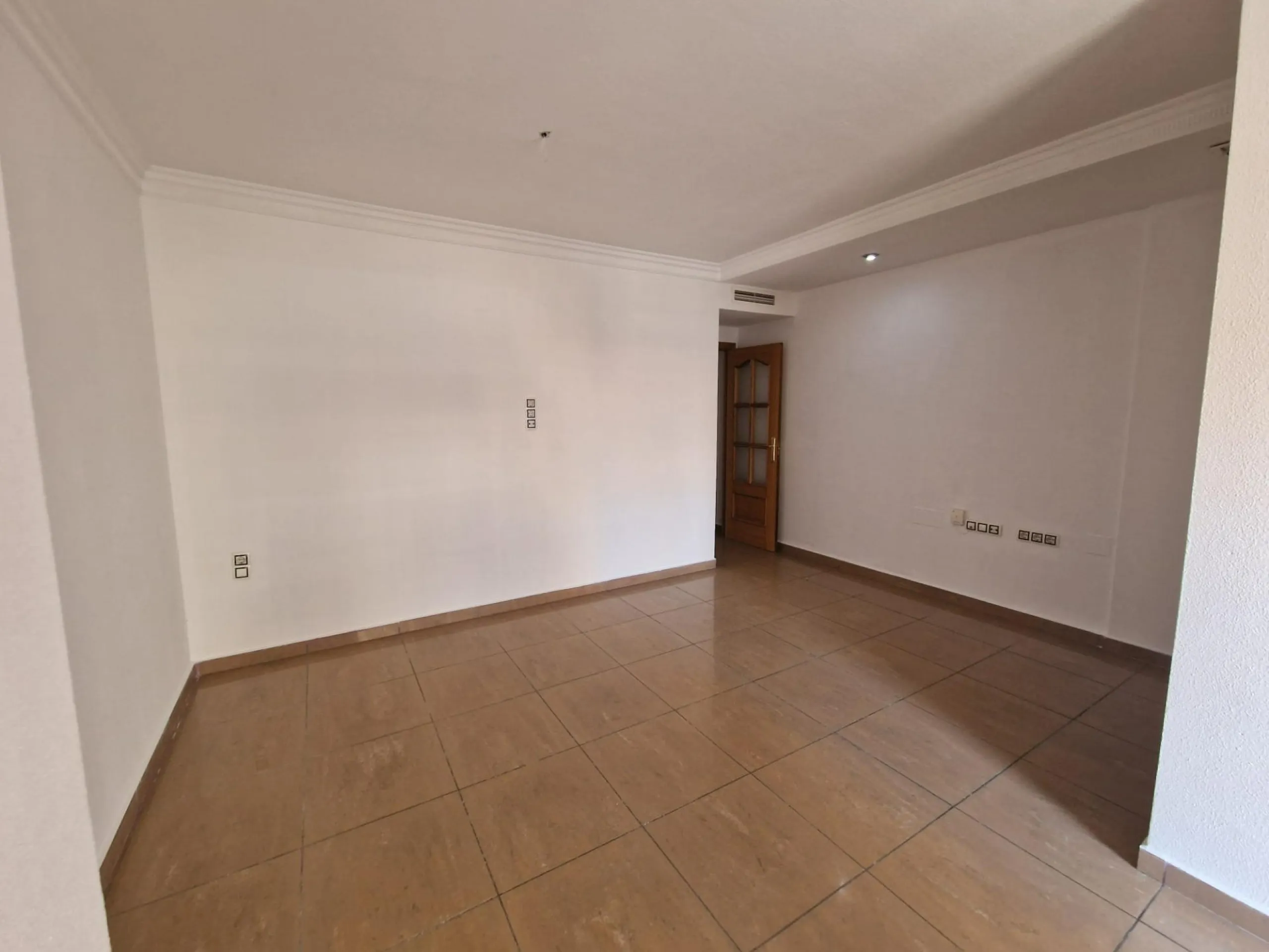 OPORTINIDAD!! APARTAMENTO EN CABALLERO DE RODAS 2 HABS PISCINA COMUNITARIA 159.900