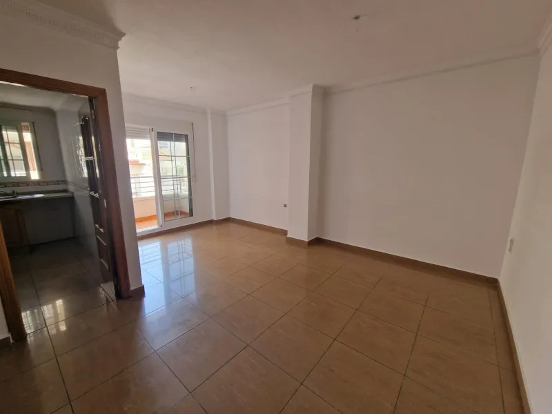 OPORTINIDAD!! APARTAMENTO EN CABALLERO DE RODAS 2 HABS PISCINA COMUNITARIA 159.900