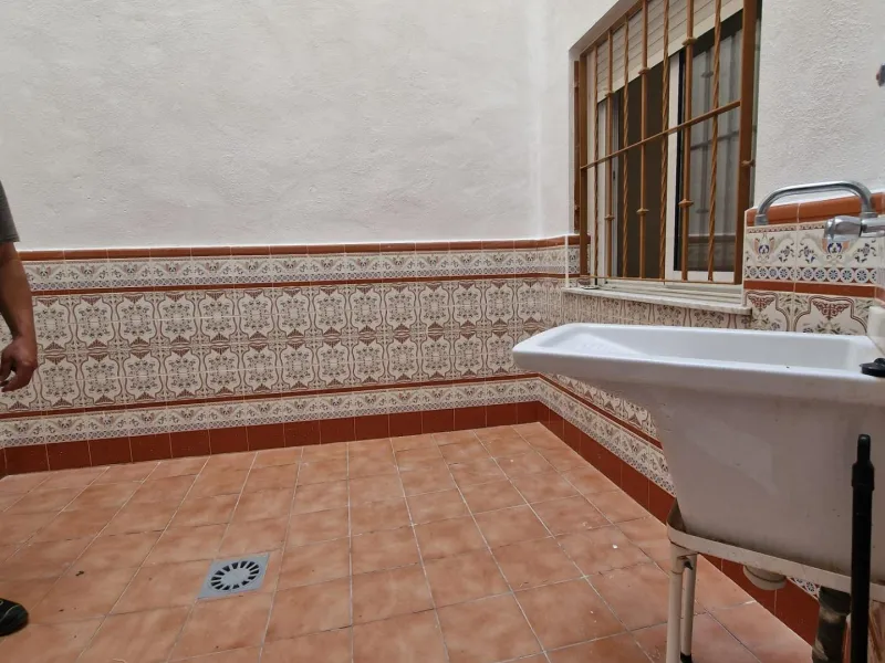 OPORTINIDAD!! APARTAMENTO EN CABALLERO DE RODAS 2 HABS PISCINA COMUNITARIA 159.900