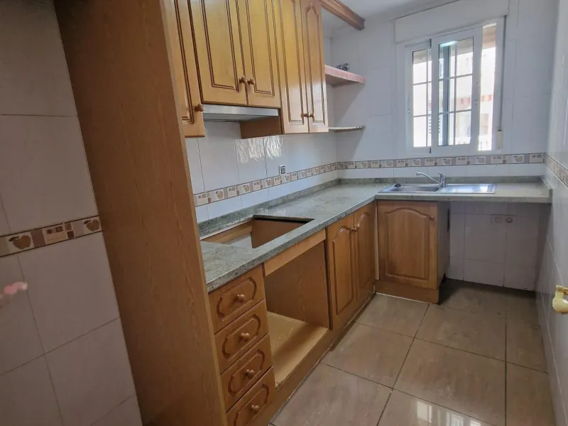 OPORTINIDAD!! APARTAMENTO EN CABALLERO DE RODAS 2 HABS PISCINA COMUNITARIA 159.900