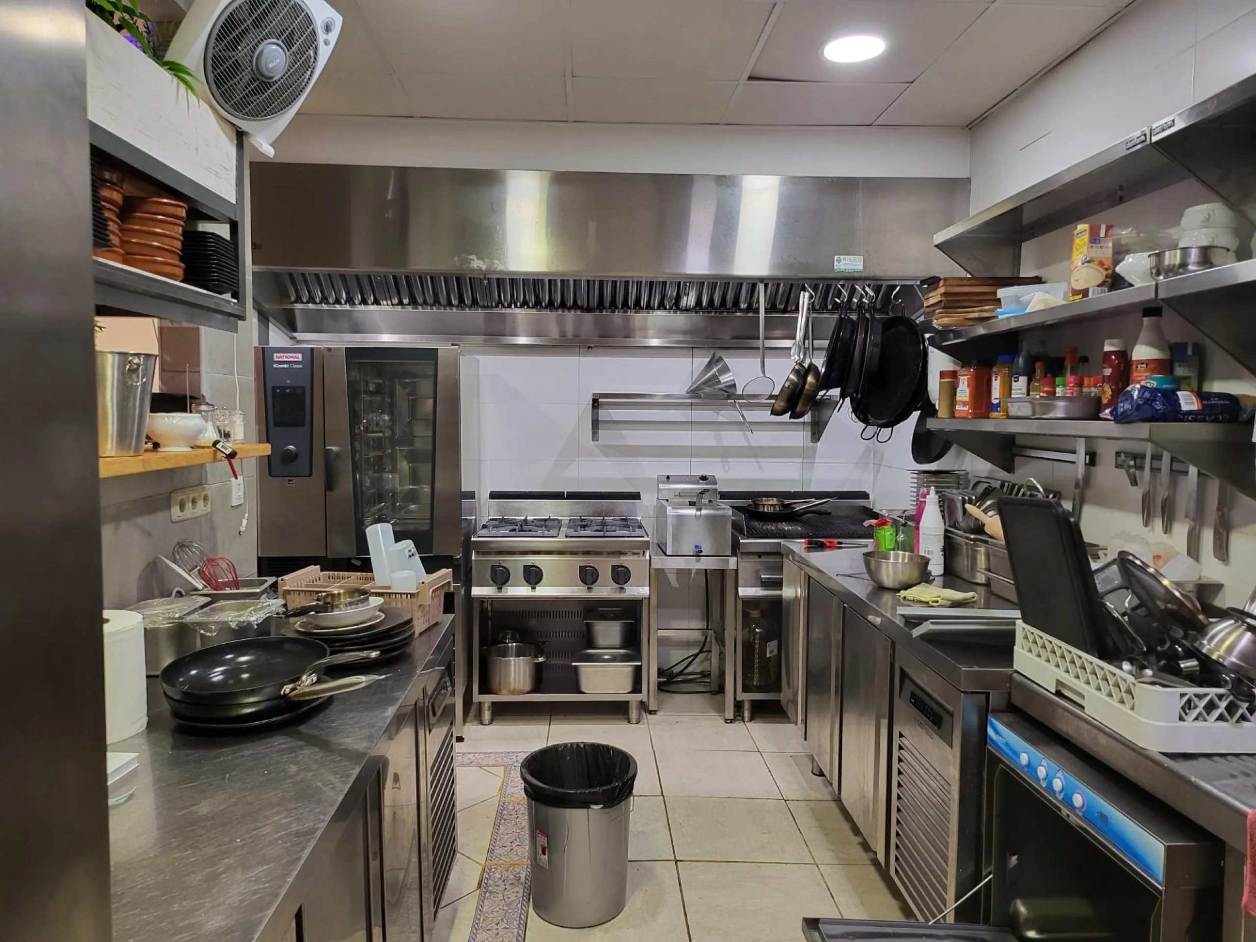 Unique opportunity in Calpe: beachfront restaurant ready to operate