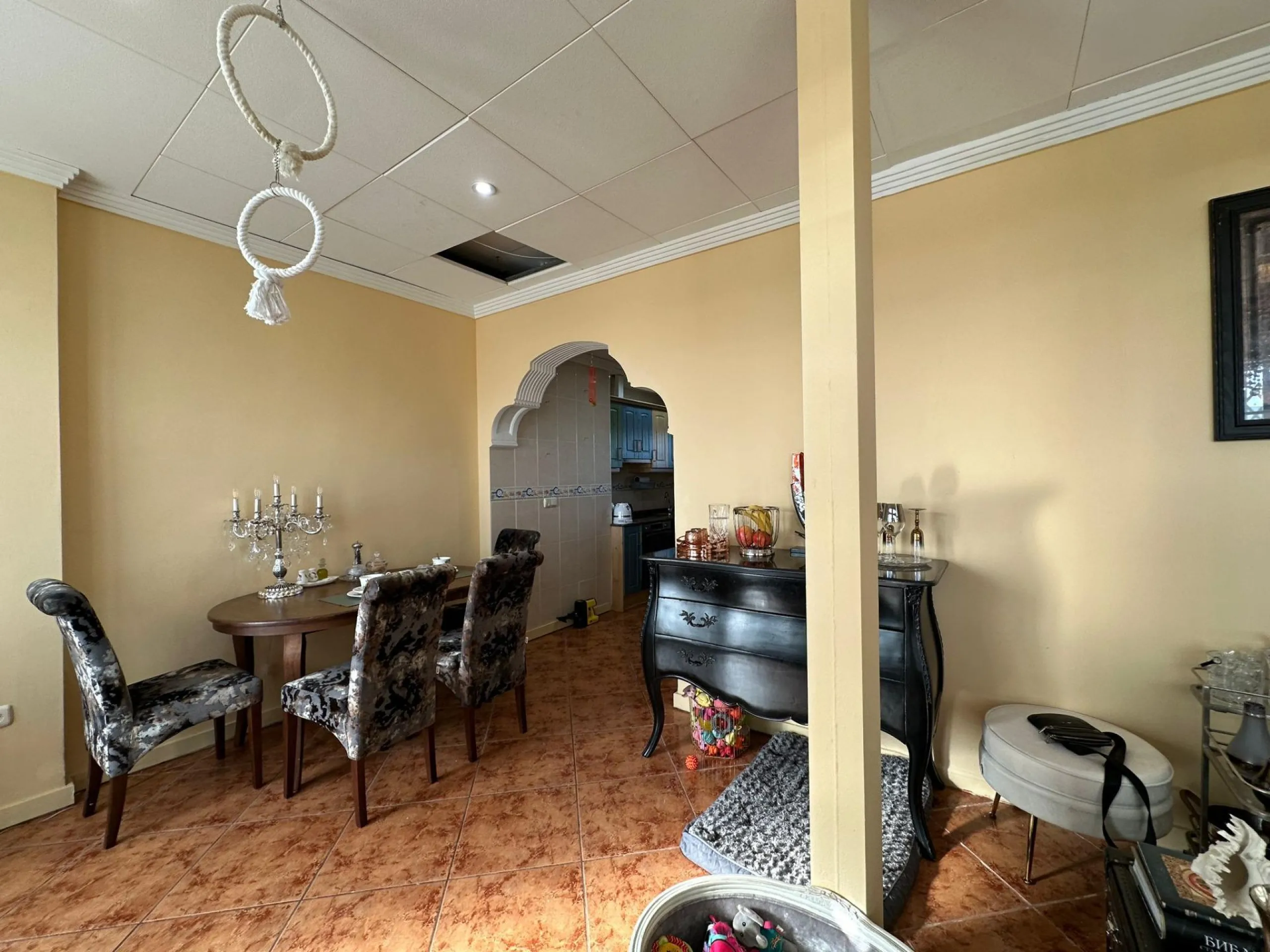 Elegant Apartment by the Sea with Business Potential