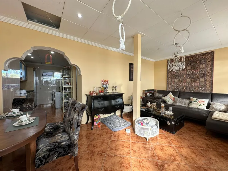 Elegant Apartment by the Sea with Business Potential