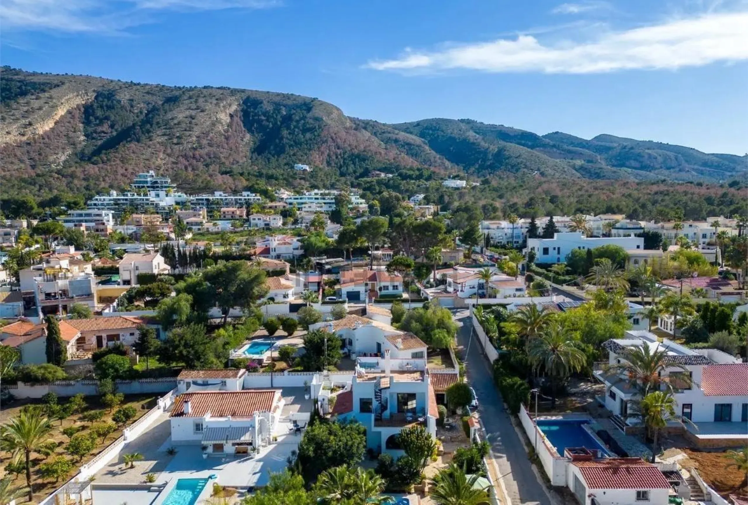 Exclusiva Obra Nueva en Albir ✨