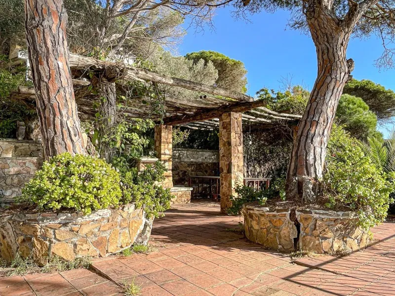 Mediterranean villa with direct beach access in Sant Antoni de Calonge, Costa Brava