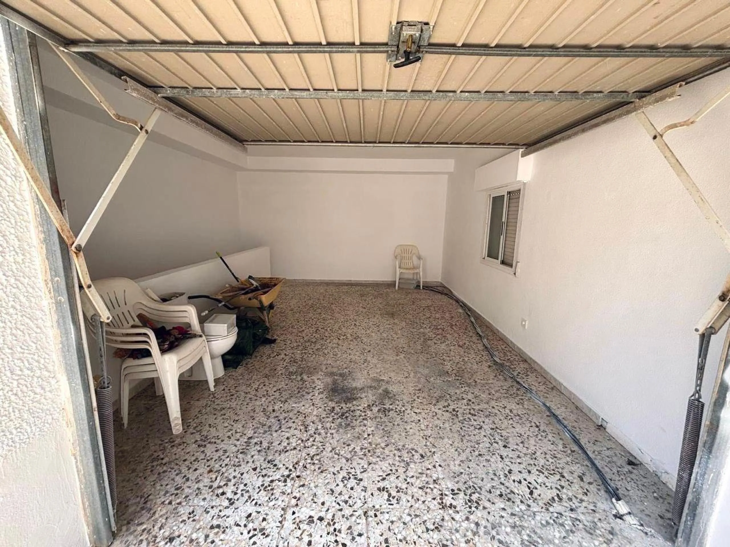 VILLA ESTILO MEDITERRANEO EN CIUDAD QUESADA CON PARCELA DE 500 M2 Y PROPIA PISCINA. 3 DORM. 2 BAÑOS. 110 M2 DE CASA.
