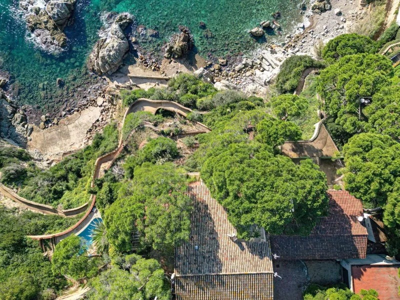 Mediterranean villa with direct beach access in Sant Antoni de Calonge, Costa Brava