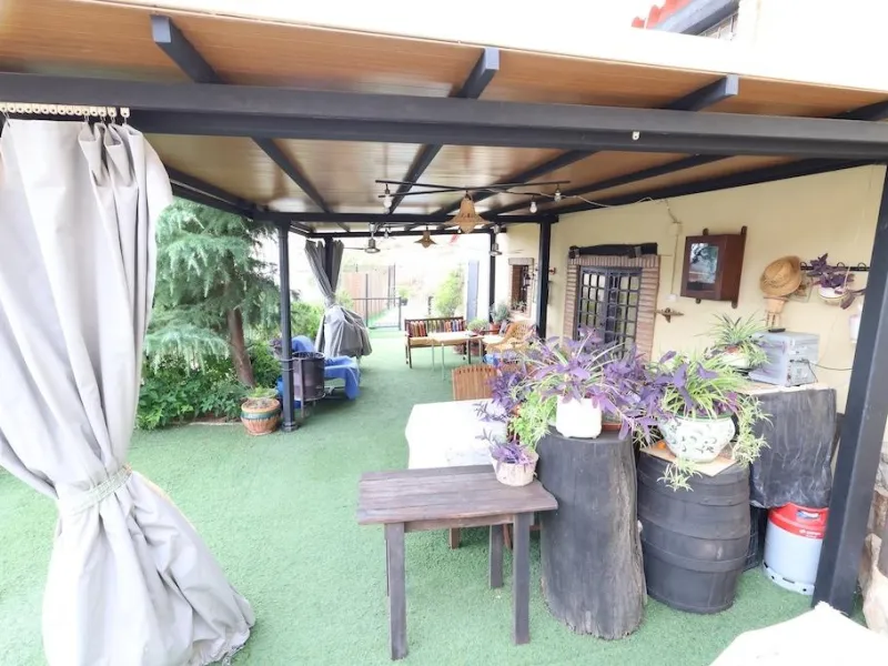 CASA INDEPENDIENTE EN FORTUNA (Murcia) JUNTO AL PARQUE NATURAL DE LA GARAPACHA CON 439 M2 DE PARCELA. 5 DORM. 3 BAÑOS.